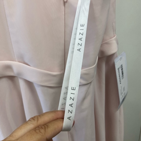 Azazie Size A4 Blush Pink long Sleeveless Gown $190 - Picture 9 of 16